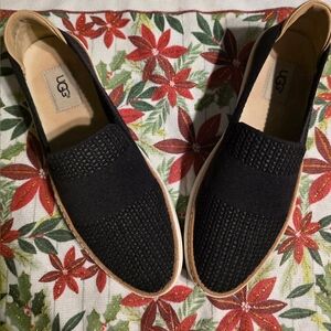 UGGs Alameda Sammy Knit Slip On Sneakers, Black  Size 8